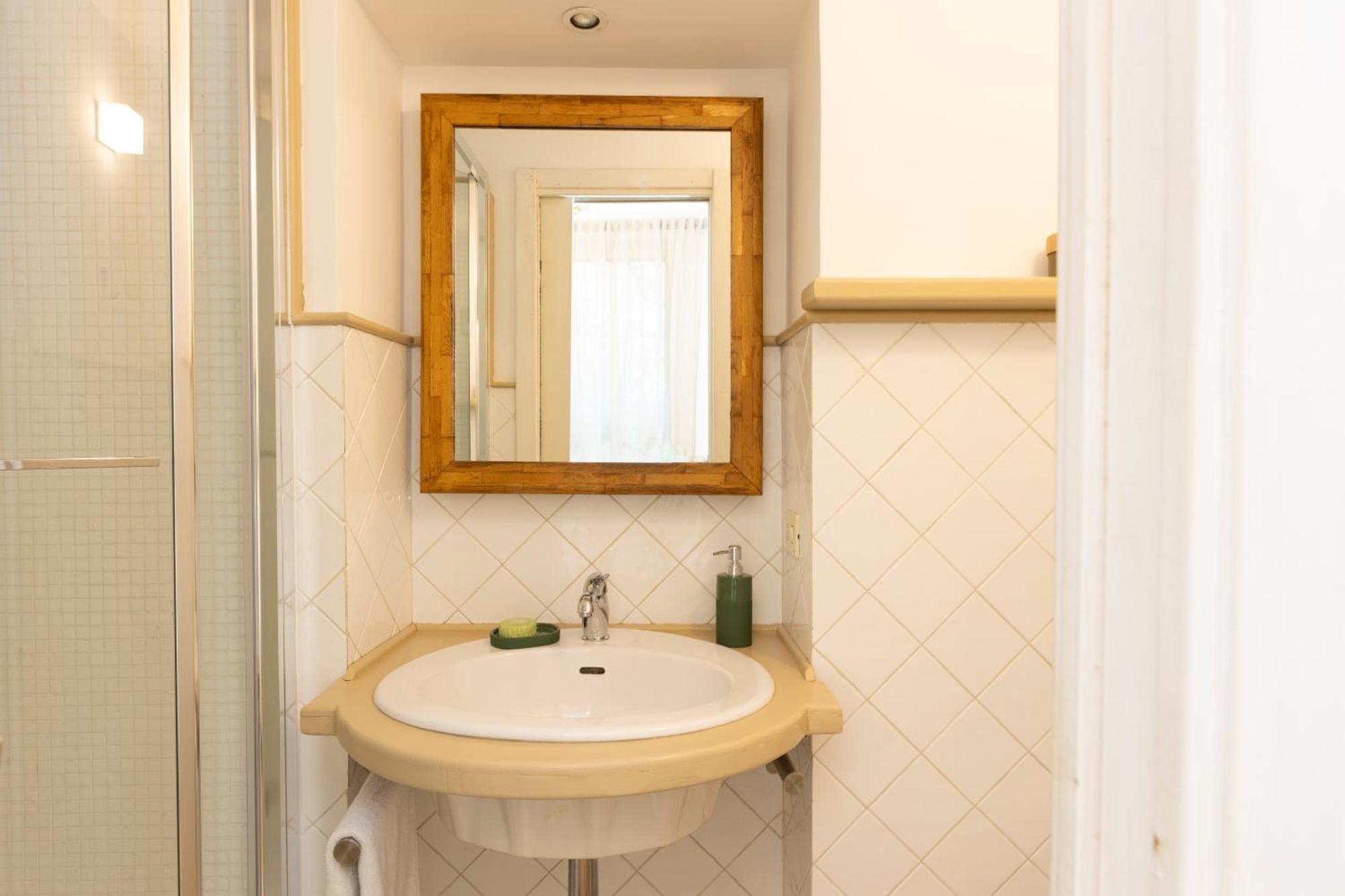 The Orange Garden Apartment *